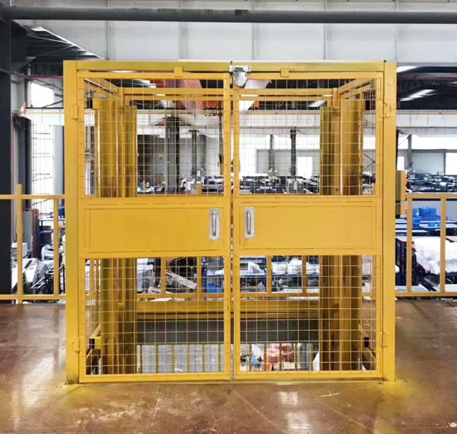 莲花智能导轨式升降机亮相