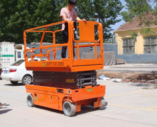 莲花移动式升降平台规格与使用规范