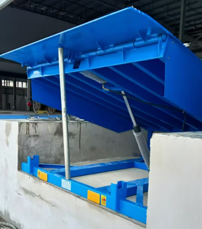 莲花固定式登车桥